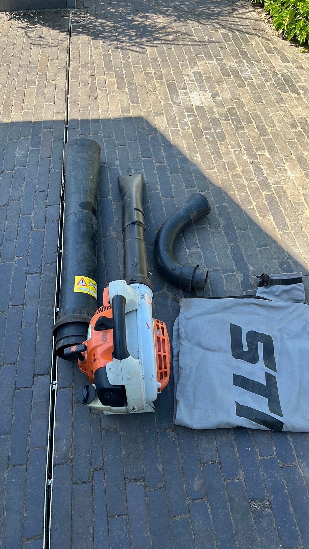 Bladblazer en zuiger, Tuin en Terras, Ophalen, Benzine, Gebruikt, Met opvangzak
