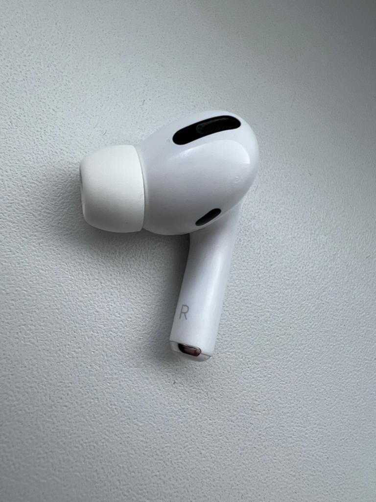 AirPods Pro rechter oortje – volledig werkend / vervanging, Bluetooth, Ophalen of Verzenden, Zo goed als nieuw, Apple