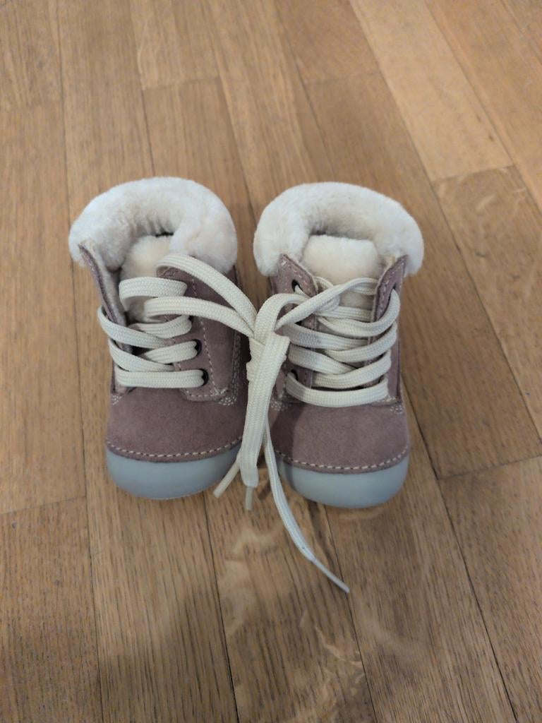 Babyschoentjes maat 18, Kinderen en Baby's, Ophalen, Schoentjes, Meisje, Zo goed als nieuw
