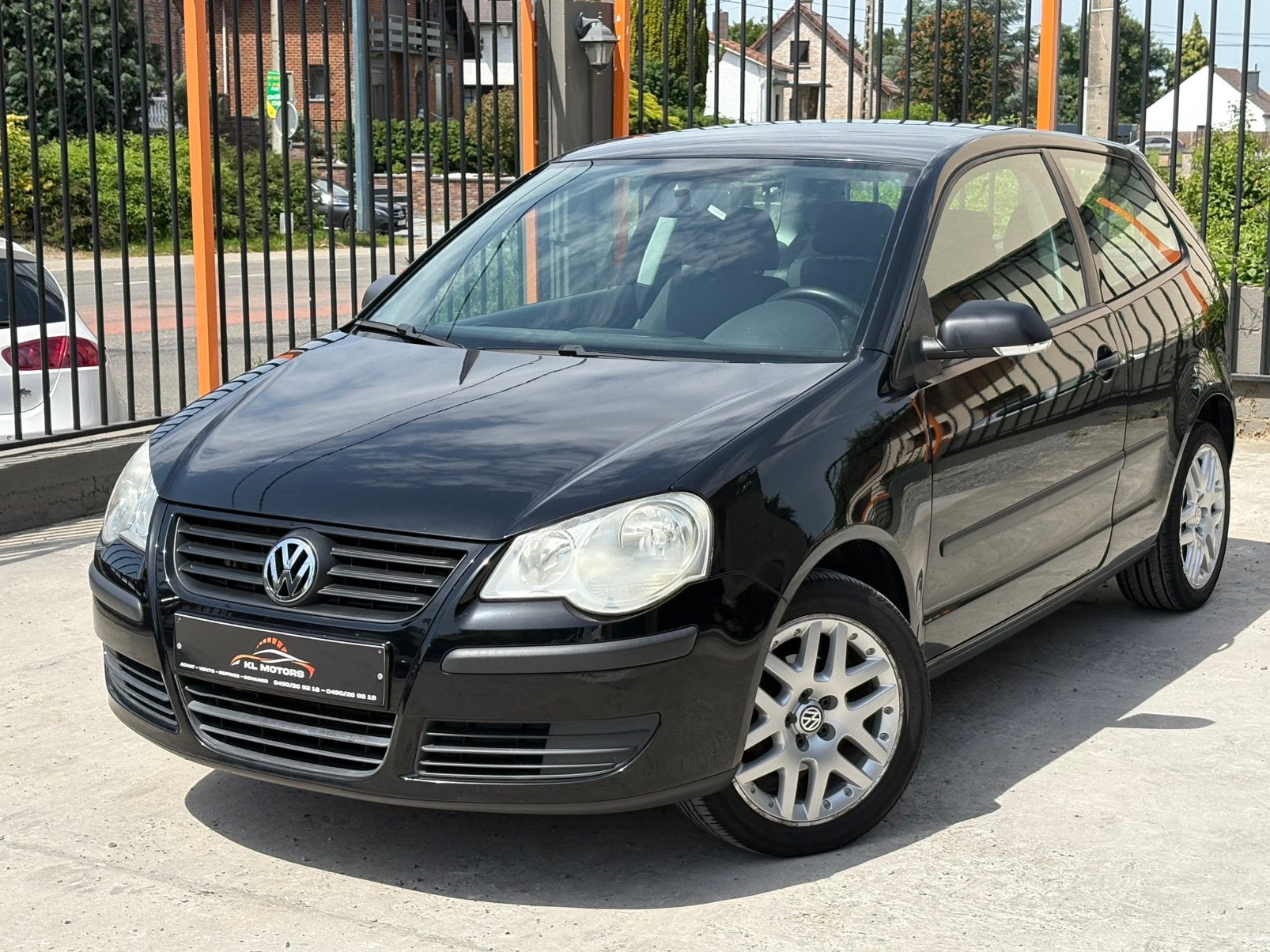 VW POLO 9N3 TRENDLINE 1.2i ESSENCE 136 000KM 2006 CARPLAY, Voorwielaandrijving, Stof, Zwart, Bedrijf