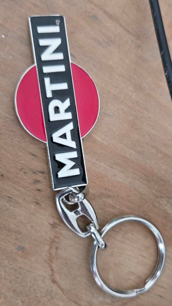 Porte-clé Vintage MARTINI Émaillé - Années 70/80 - Collectio, Enlèvement ou Envoi, Comme neuf, Marque