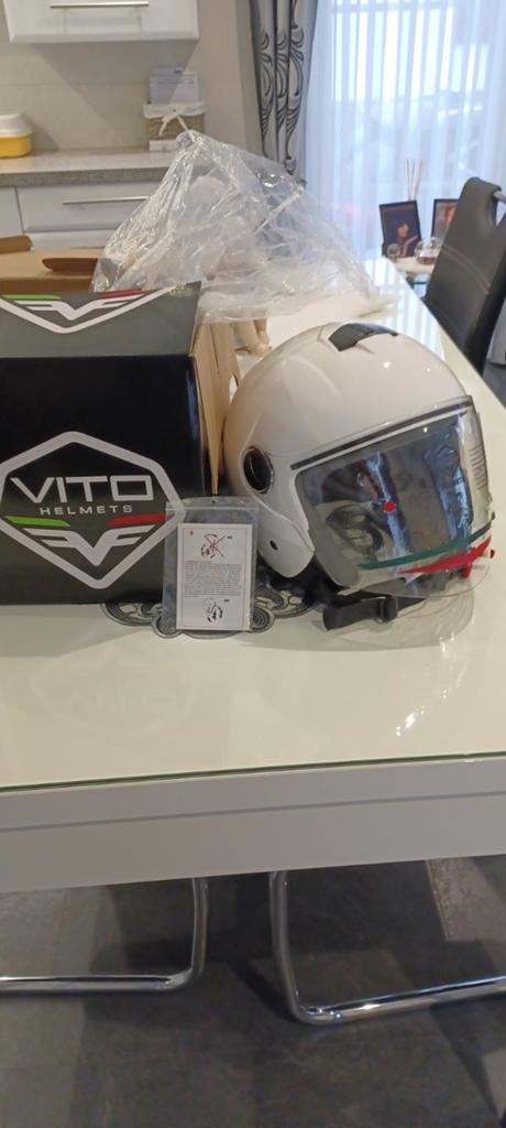 Helm nog nieuw, Fietsen en Brommers, Brommerhelmen, Ophalen of Verzenden