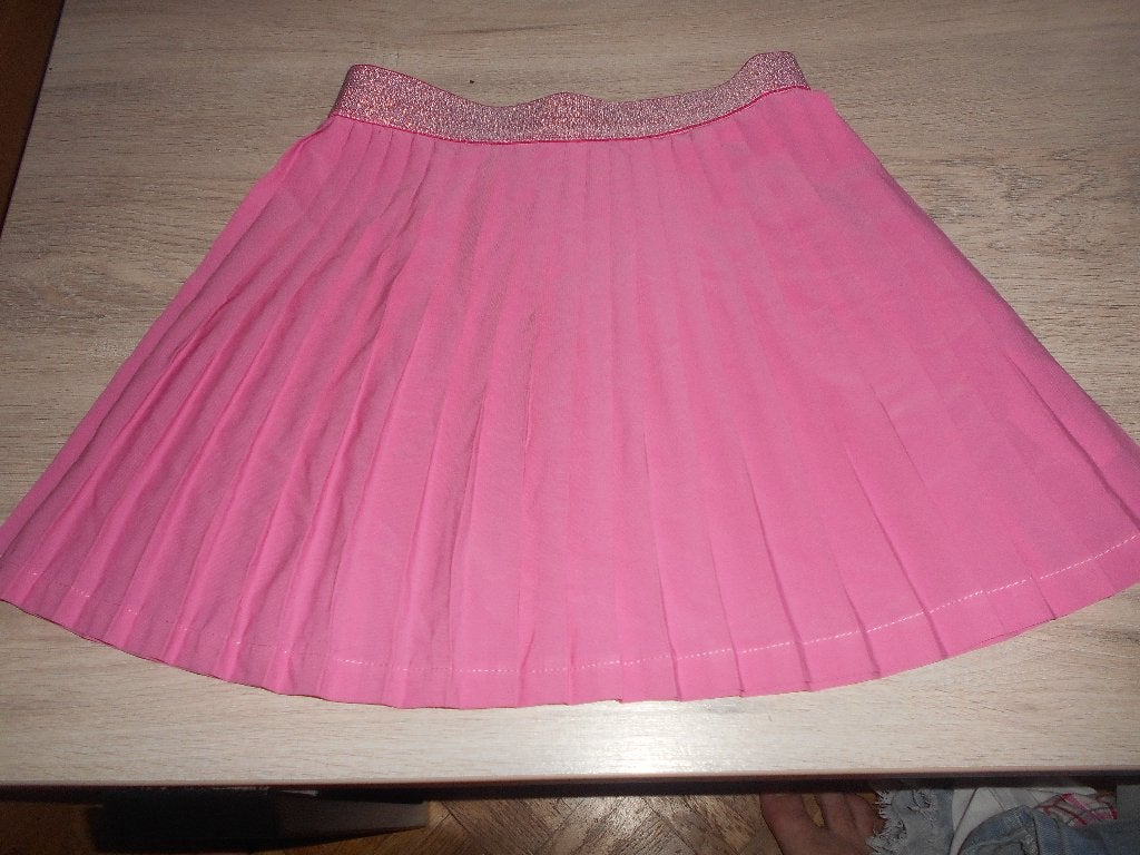 roze plooien rokje maat 140 someone, Kinderen en Baby's, Kinderkleding | Maat 140, Meisje, Ophalen of Verzenden, Zo goed als nieuw