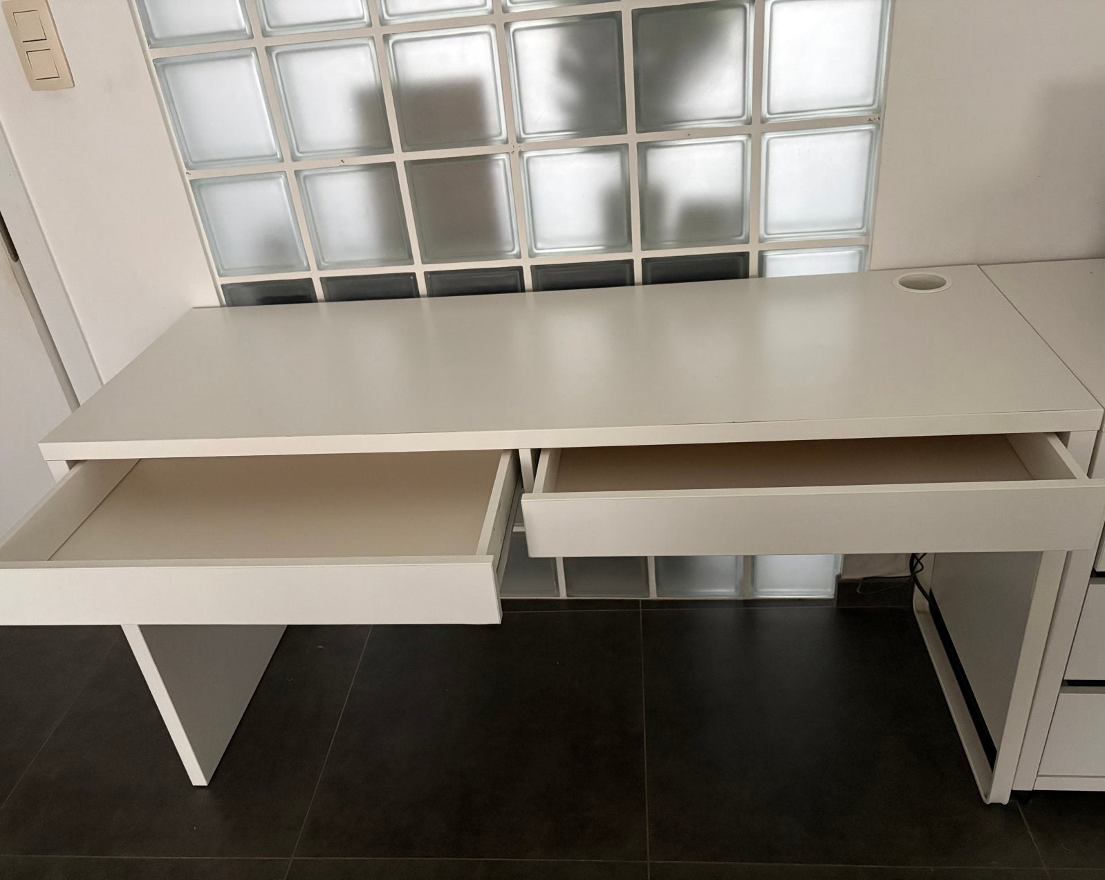 Bureau IKEA Micke, Ophalen, Zo goed als nieuw, IKEA, Wit