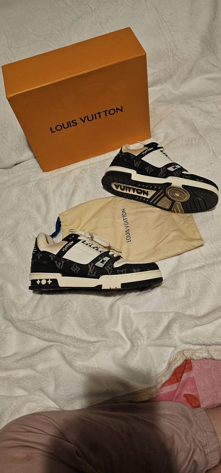 Louis Vuitton sneaker zwart maat 43, Enlèvement, Comme neuf, Noir