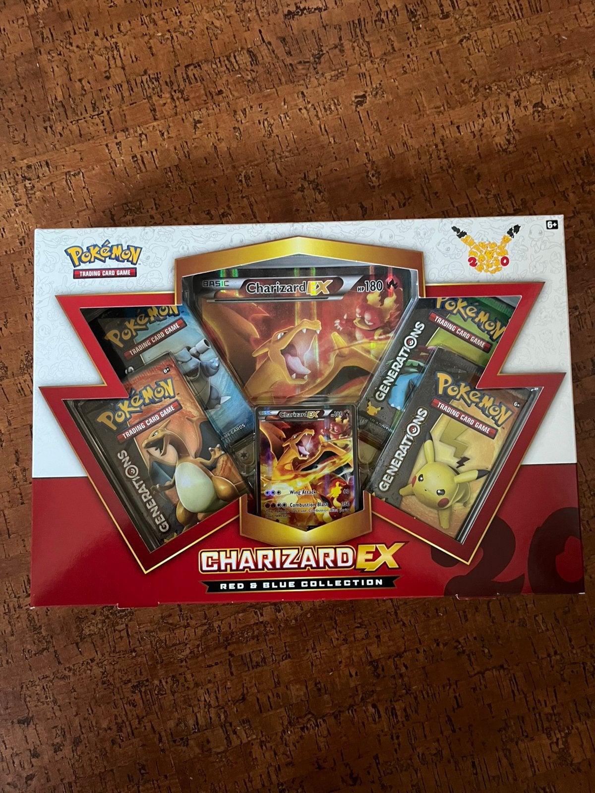 Charizard red & blue ex box generations, Ophalen, Zo goed als nieuw