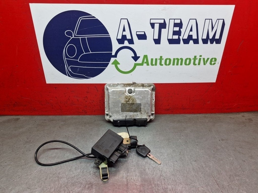 CALCULATEUR MOTEUR ECU Seat Inca (6K9) (01-1995/06-2003), Seat Deutschland GmbH, Service@seat.de, Utilisé, Seat