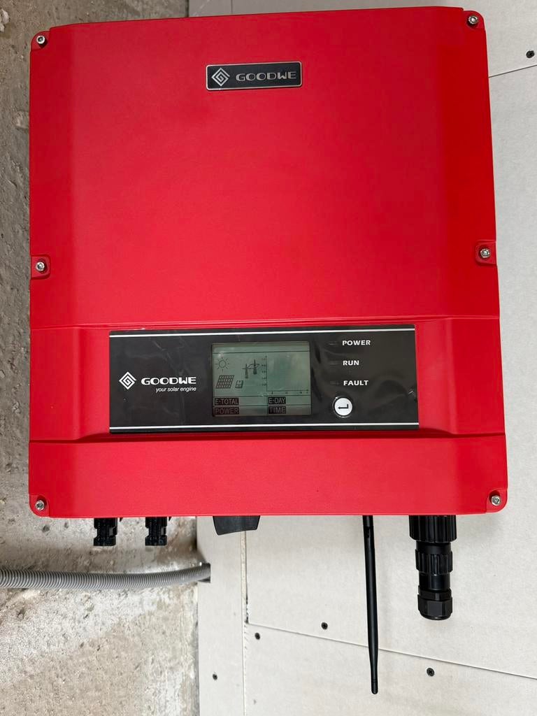 Omvormer GOODWE 4600 DS - 5.400 watt, Ophalen, Gebruikt