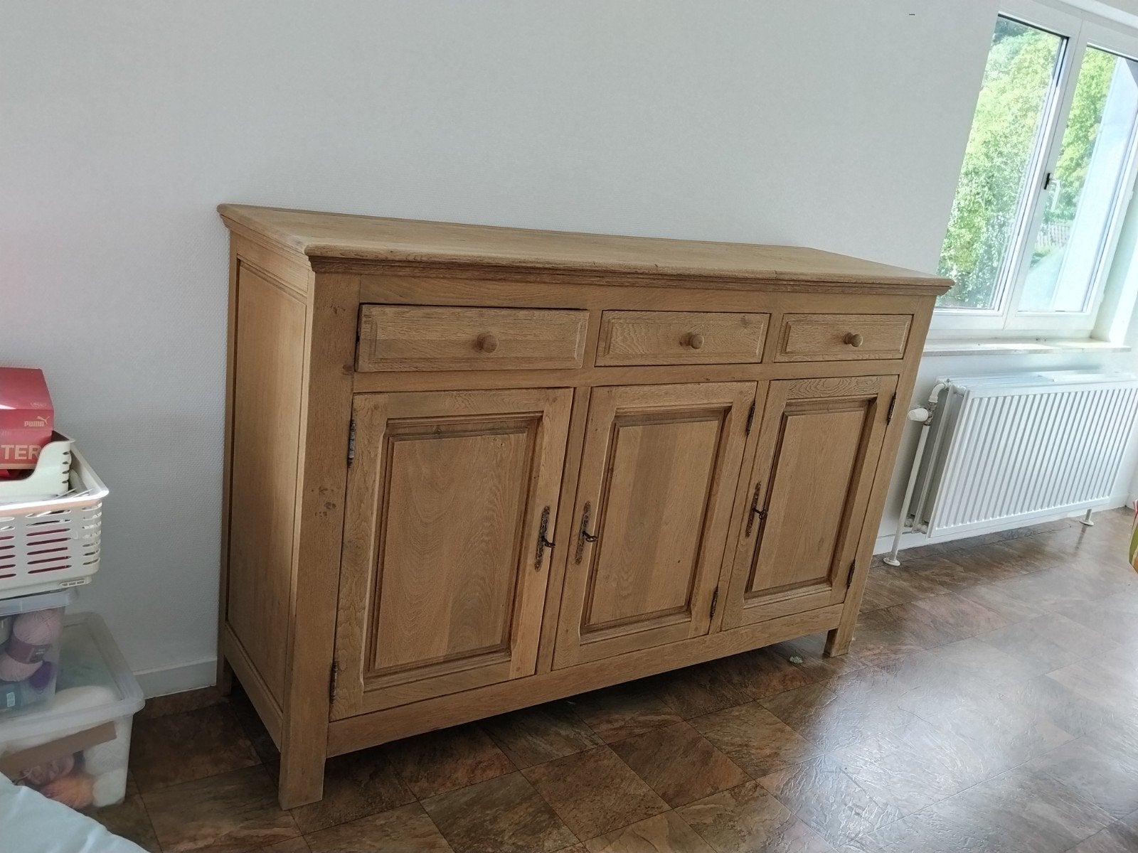 Buffet en chêne massif menuiserie Bouffa Theux année 70, Avec tiroir(s), 25 à 50 cm, 150 à 200 cm, Comme neuf