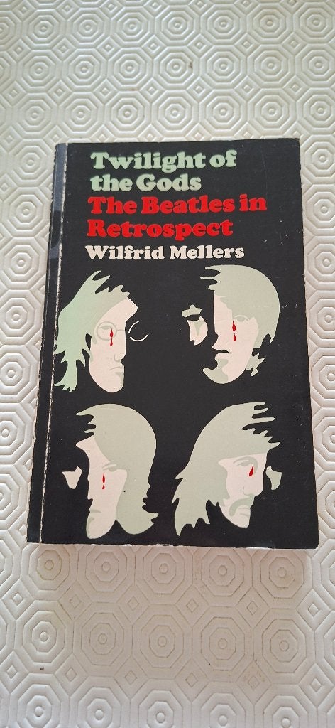 The Beatles in Retrospect, Boeken, Ophalen, Gelezen