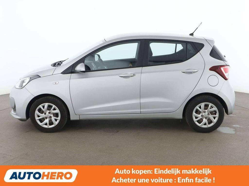 Hyundai i10 1.0 Basis (bj 2017), Auto's, Hyundai, Voorwielaandrijving, Stof, Gebruikt, Zwart