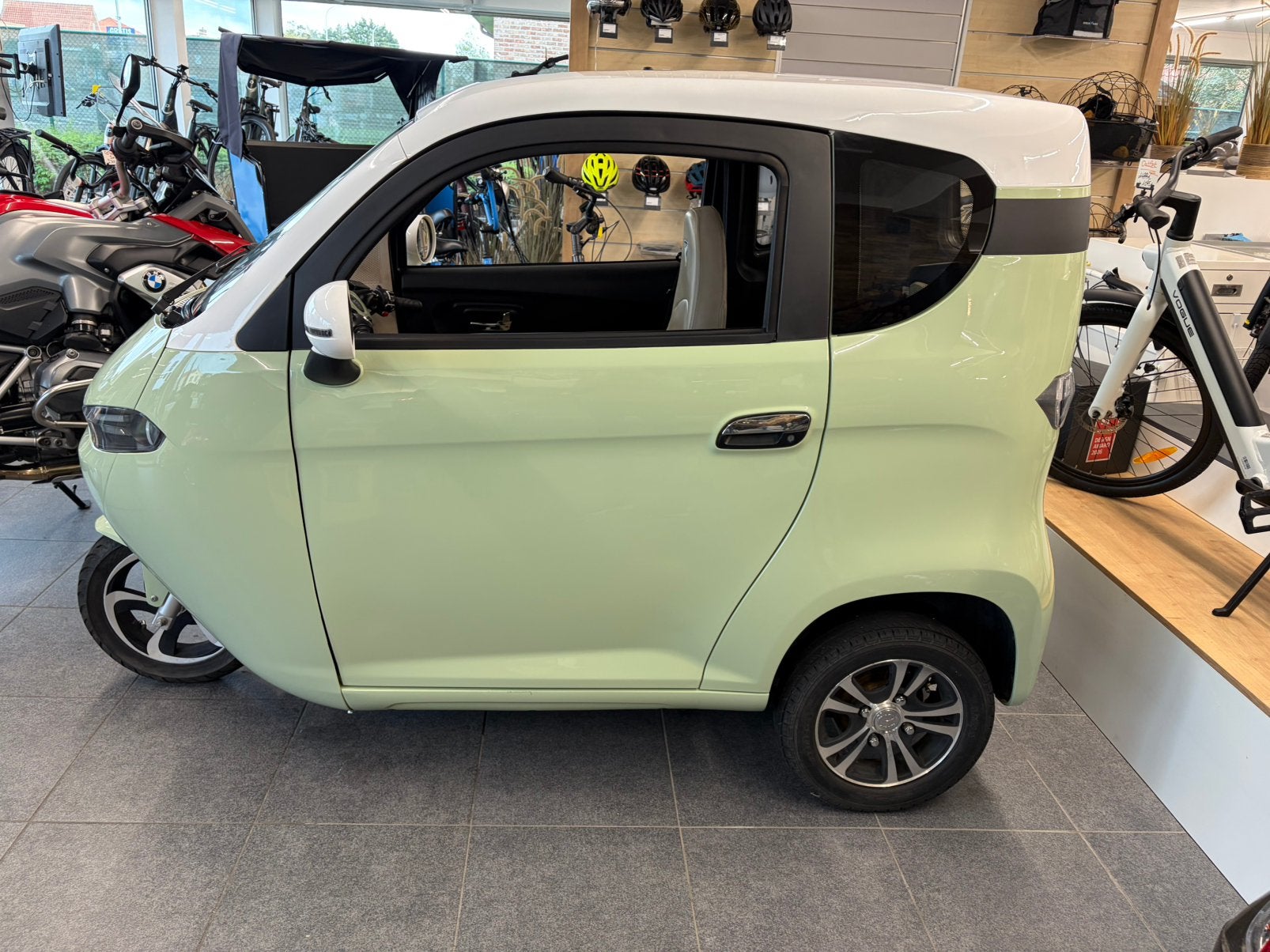 Move E3  25 km / uitvoering  ZONDER RIJBEWIJS, Cuir, Achat, Euro 6, Autre carrosserie