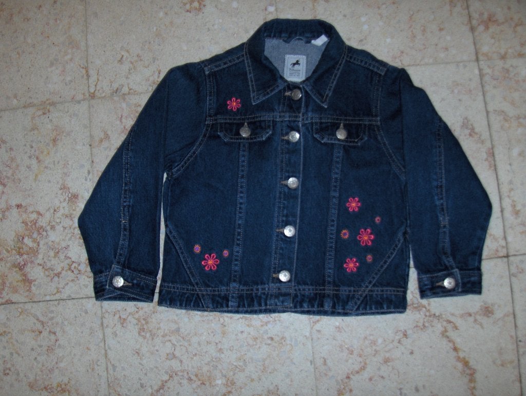 Veste en jeans brodée taille 6 ans pour 5 euros, Enlèvement ou Envoi, Comme neuf, Fille