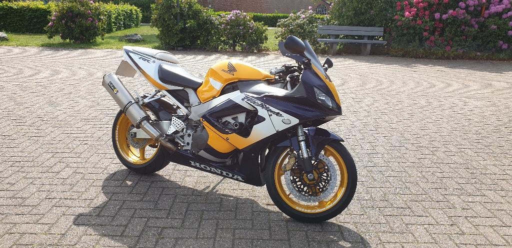honda cbr fireblade 929rr (classic), Motoren, Motoren | Honda, Sportuitlaat, Occasion, 4 cilinders, Motorrijbewijs A
