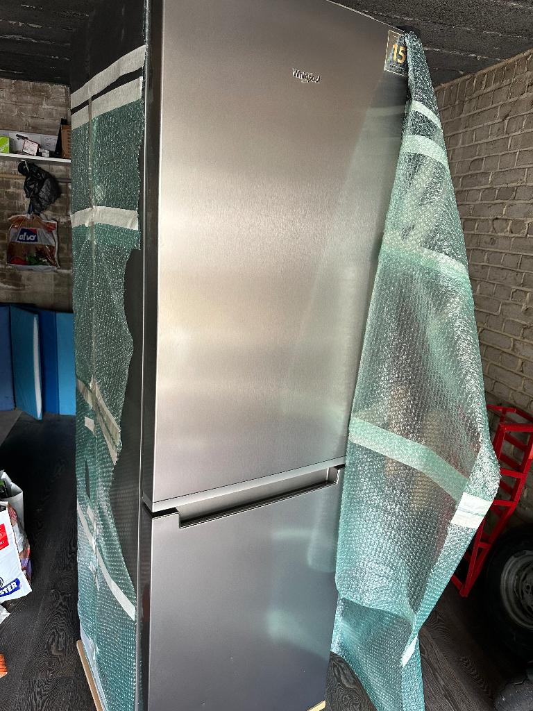Frigo whirlpool neuf, Electroménager, Enlèvement, Neuf