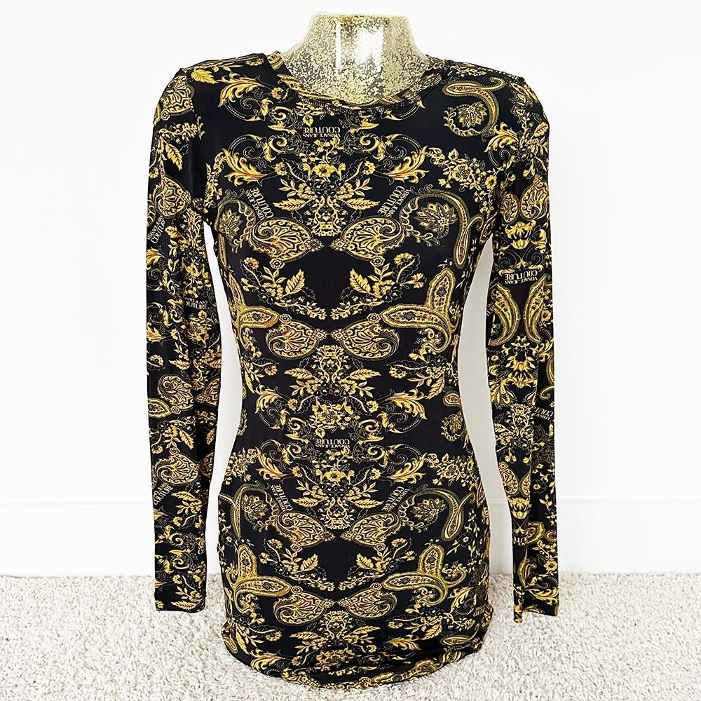 Prachtige Versace Midi Jurk - 97 (Size IT44/NL38) € 145,-, Kleding | Dames, Maat 38/40 (M), Overige kleuren, Verzenden, Zo goed als nieuw