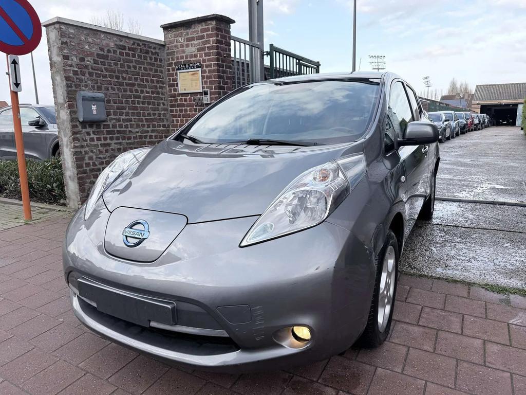 Nissan Leaf 30 KwH EDITION TEKNA (bj 2016, automaat), Automaat, Stof, Gebruikt, Zwart