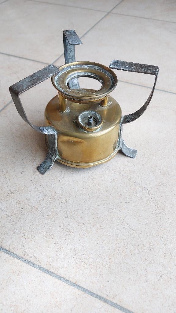 antieke petroleum brander in koper, Ophalen