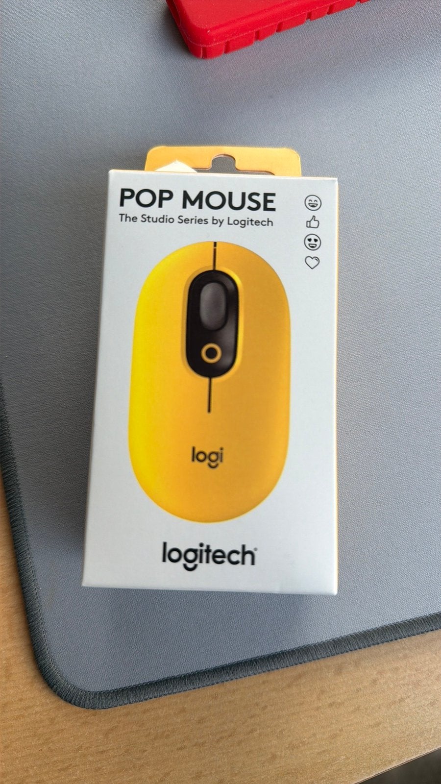 Logitech pop geel muis 15€ new in doos, Computers en Software, Muizen, Muis, Rechtshandig, Nieuw, Ophalen of Verzenden