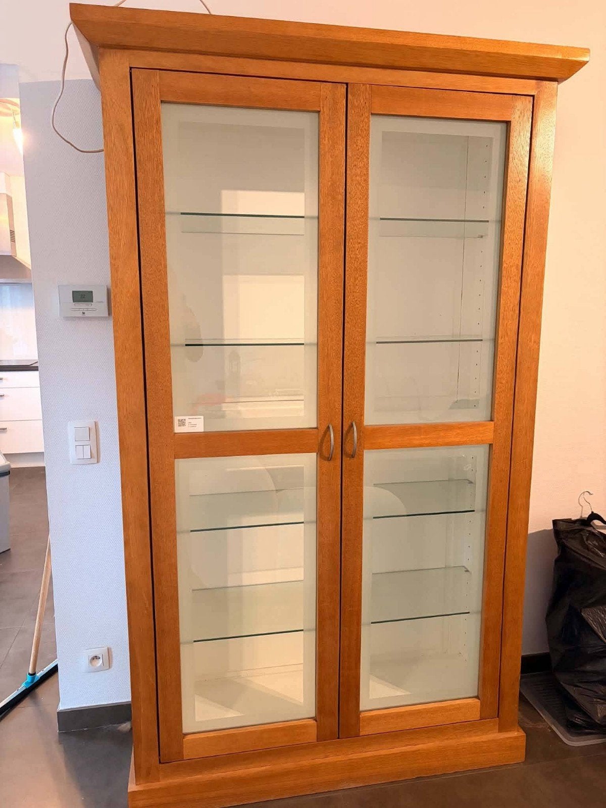 Bahut + vitrine en véritable bois, Enlèvement, Utilisé