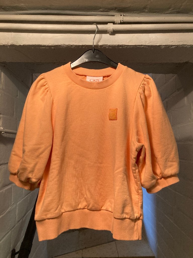 Perzikkleurige sweater met korte pofmouw, CKS, small, Kleding | Dames, Truien en Vesten, Oranje, Ophalen of Verzenden, Zo goed als nieuw