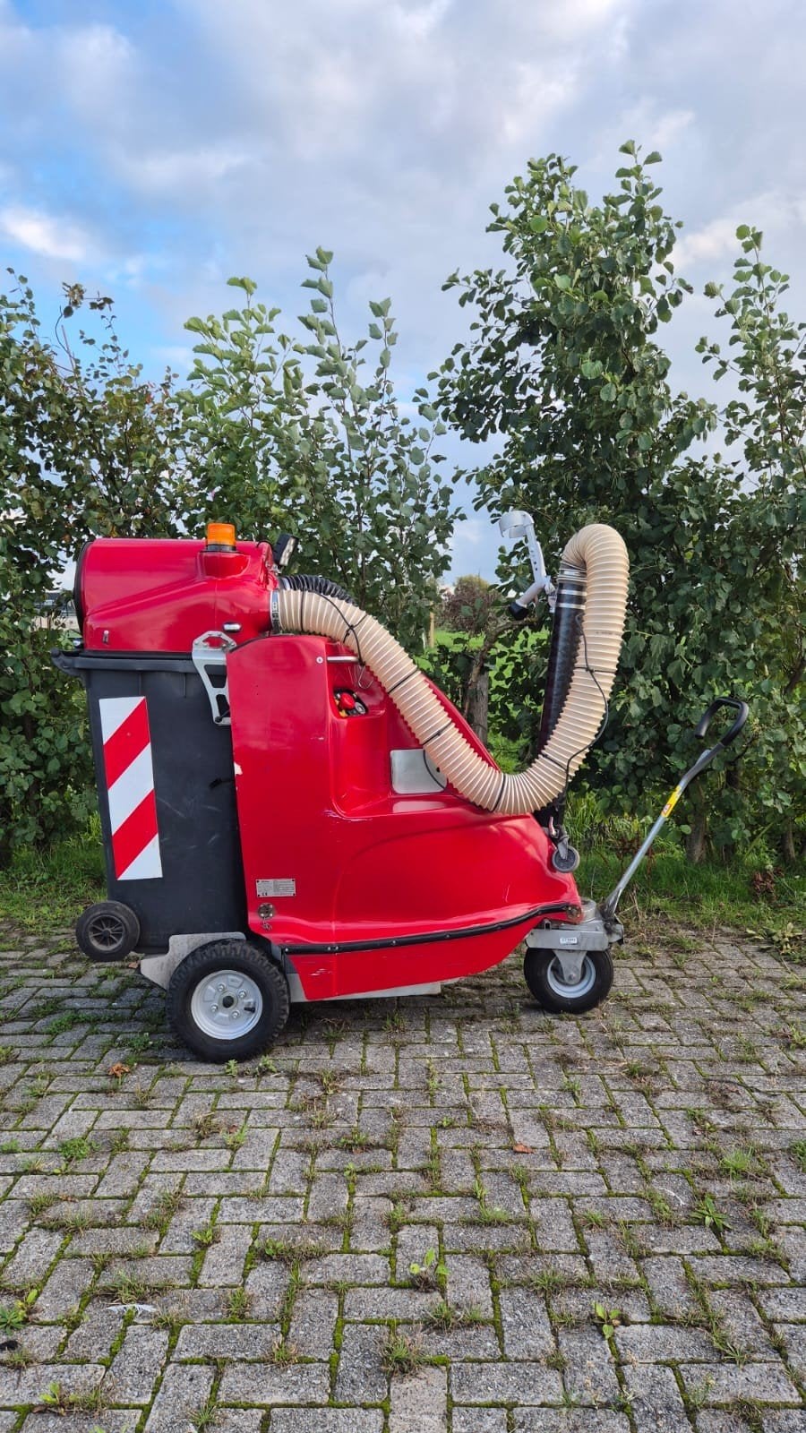 glutton 2411 Electric 2016 blad mest afval zuiger, Bricolage & Construction, Enlèvement, Utilisé