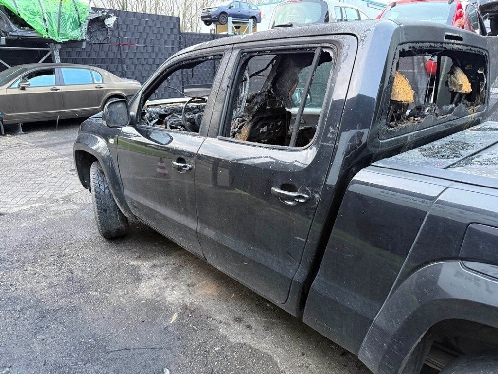 PORTIER LINKS ACHTER Volkswagen Amarok (01-2010/06-2020), Auto-onderdelen, Gebruikt, Achter, Volkswagen, Deur