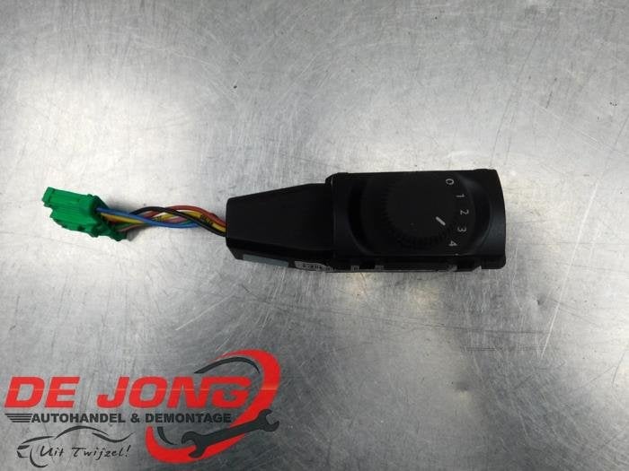 Commutateur chauffage d'un Peugeot 5008, -, 3 mois de garantie, Utilisé, -