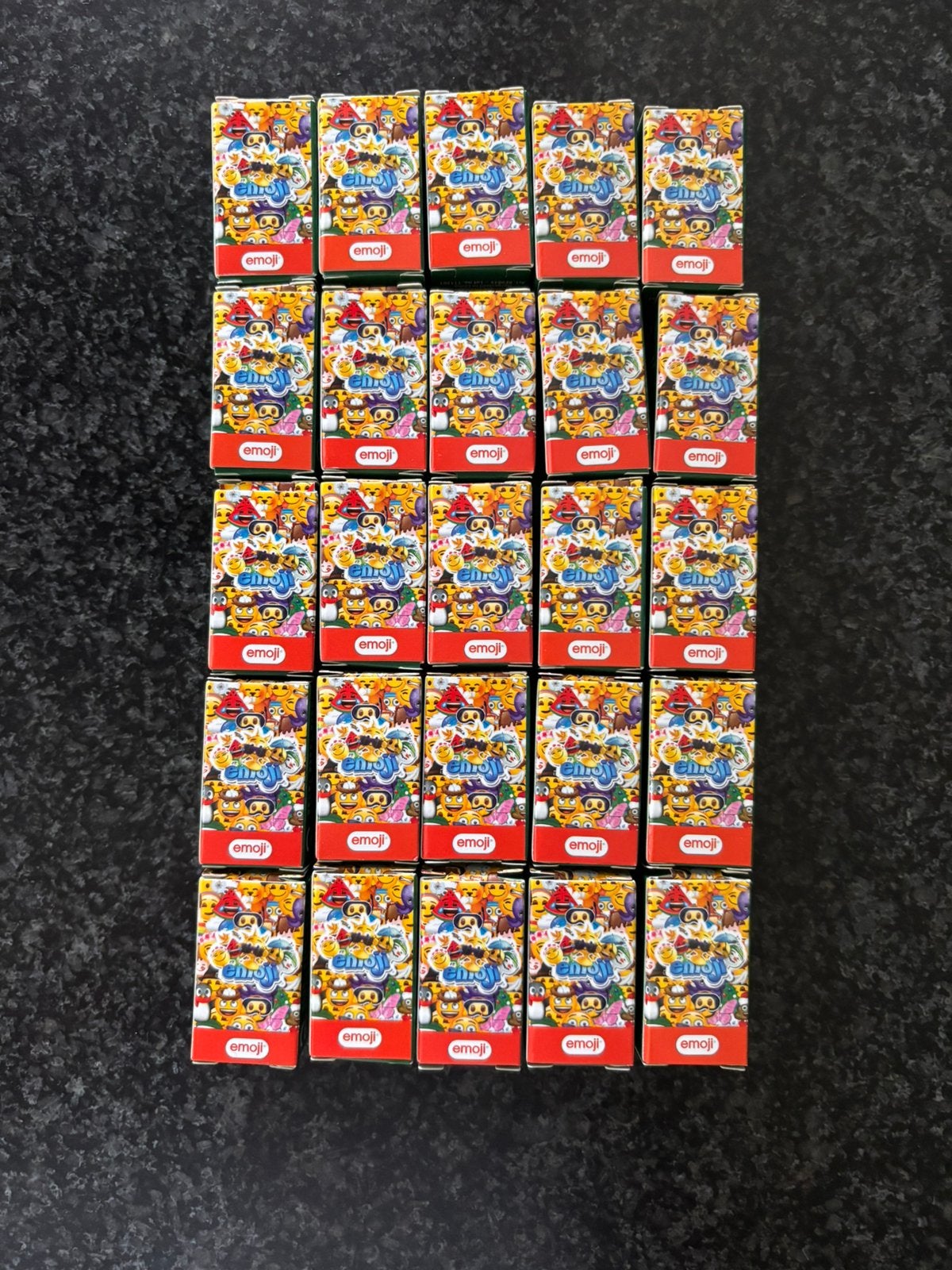 Emoji’ Aldi 2026 - 25 doosjes ongeopend, Aldi, Ophalen of Verzenden