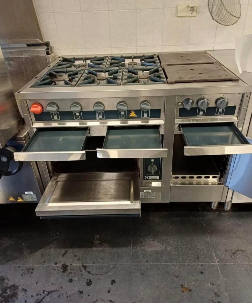 horeca gasfornuis met oven rvs, Zakelijke goederen, Ophalen, Gebruikt, Fornuis, Frituur en Grillen