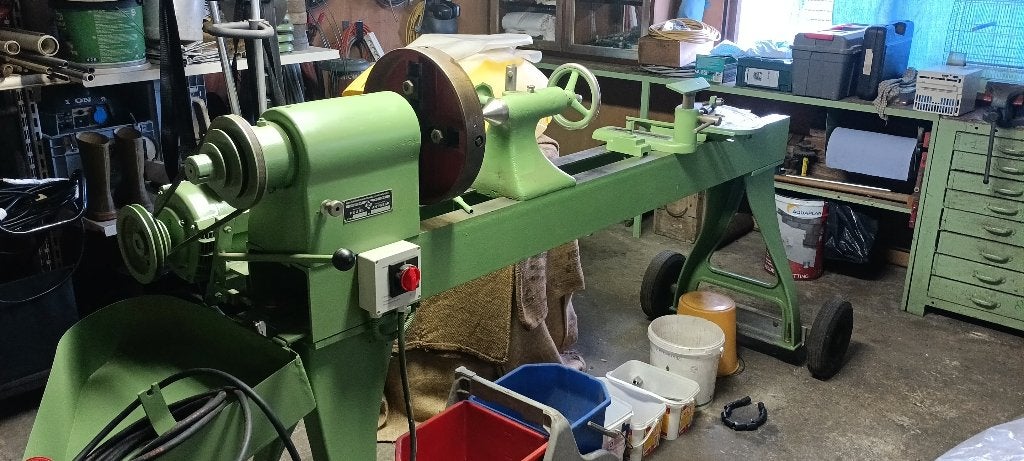 Houtdraaibank 1.5m  3x380v  nette draaibank., Doe-het-zelf en Bouw, Draaibanken, Gebruikt, Houtdraaibank, 1000 mm of meer, Ophalen
