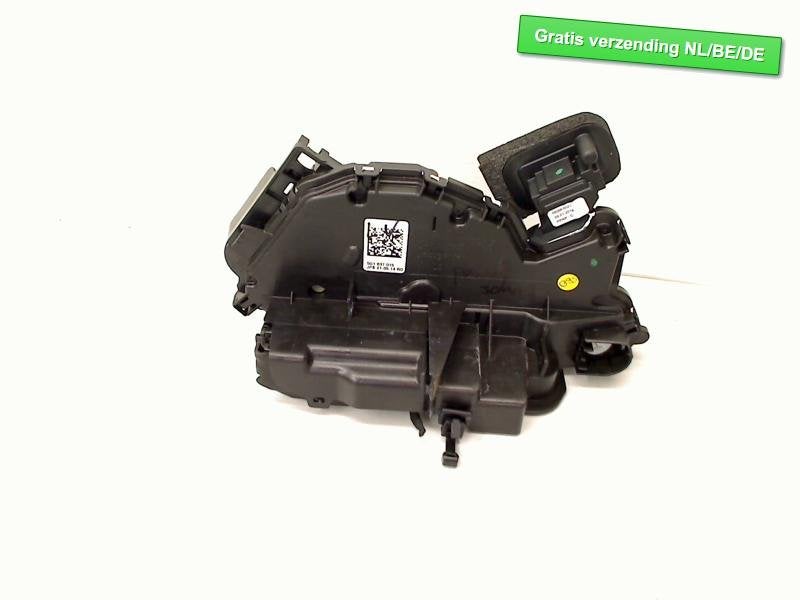 PORTIERSLOT LINKS VOOR Volkswagen Passat (3G2) (5G1837015), Gebruikt, Volkswagen, Volkswagen AG, Voor