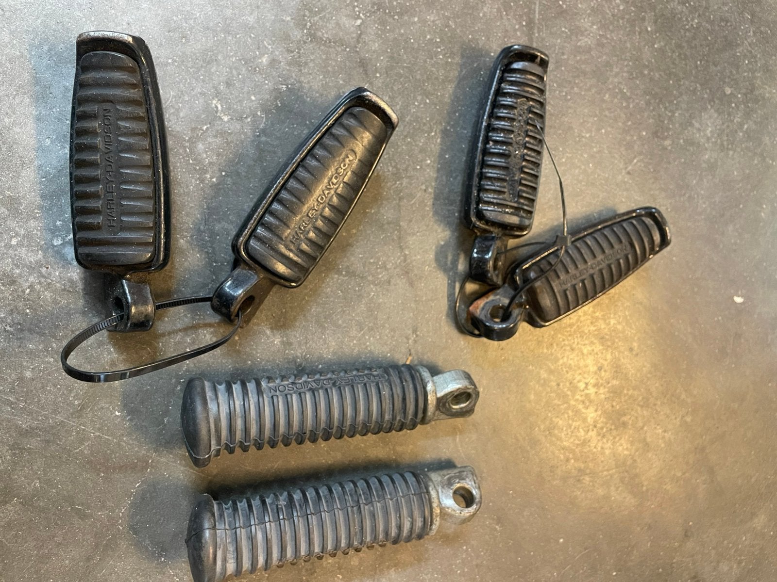 Originele Harley voetsteunen, Ophalen, Gebruikt