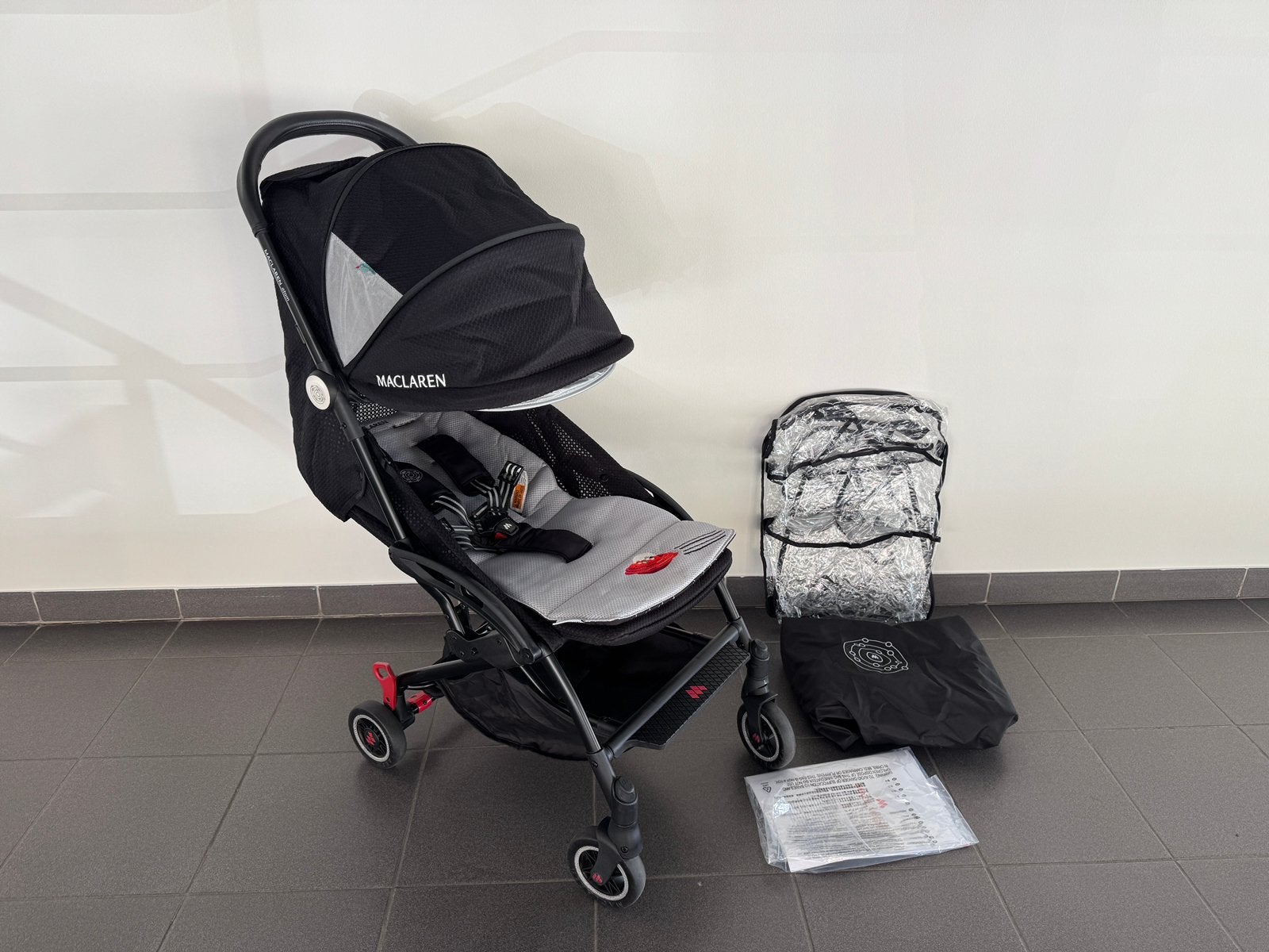 Maclaren Atom buggy, Enlèvement, Comme neuf, Maclaren