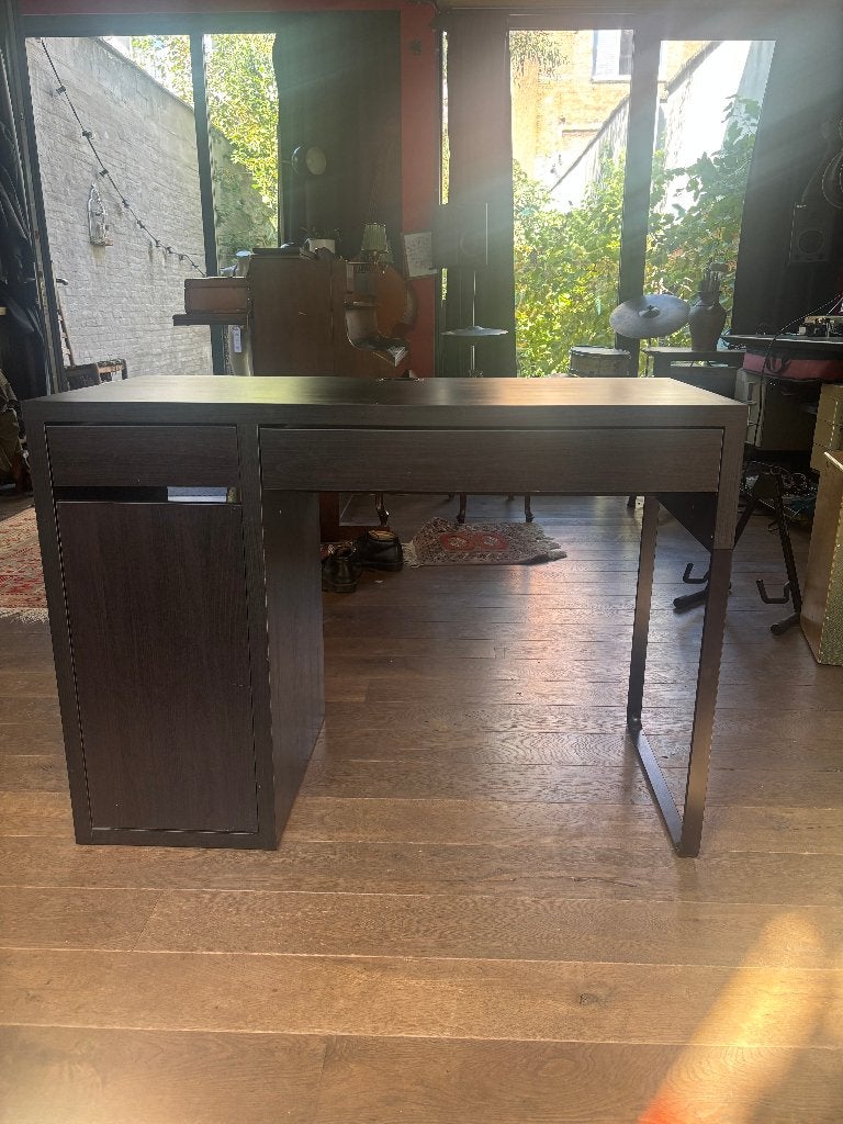 bureau, Ophalen, Zwart, 105 cm, Gebruikt