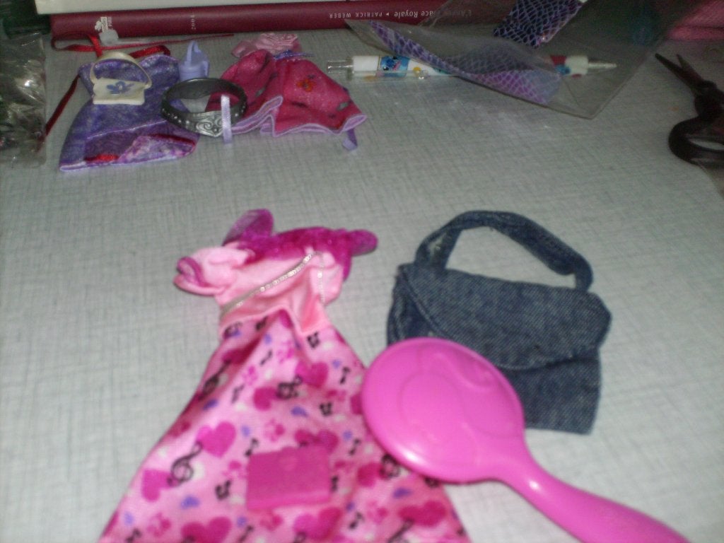 a vendre jouet poupée, Enfants & Bébés, Enlèvement ou Envoi, Neuf, Barbie