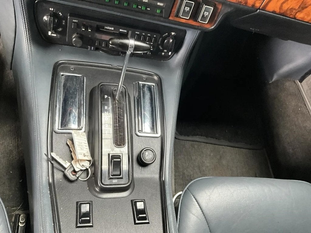 JAGUAR XJSC 1986, foto 8