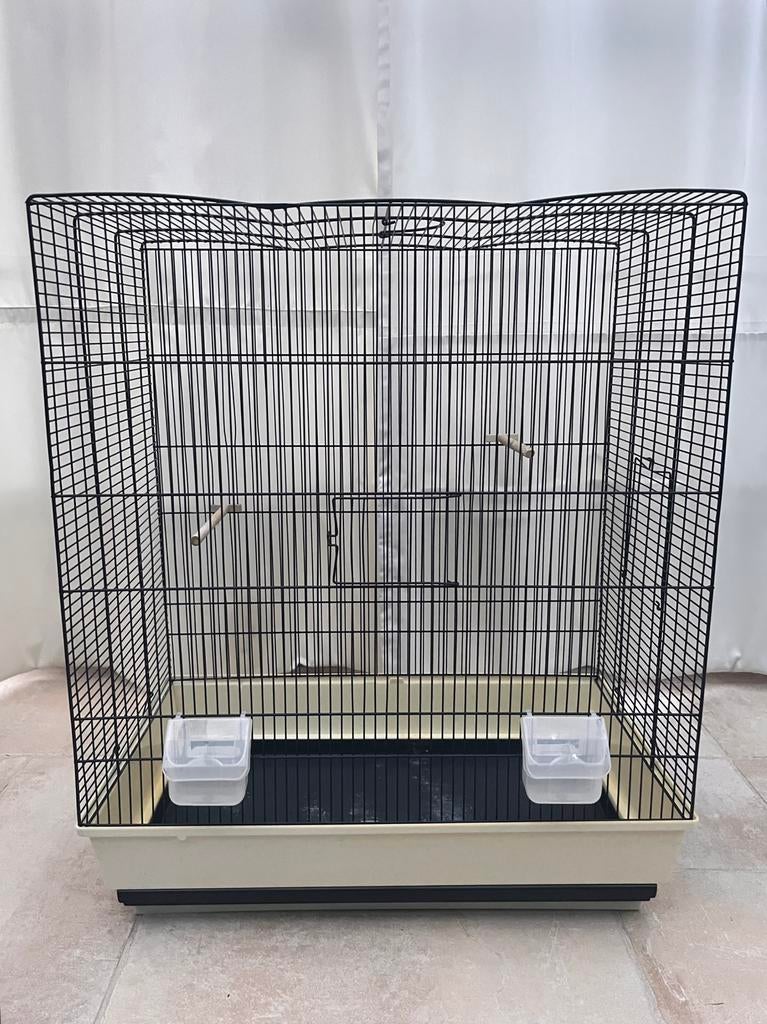Ruime vogelkooi, Dieren en Toebehoren, Ophalen, Zo goed als nieuw, Kunststof, Vogelkooi