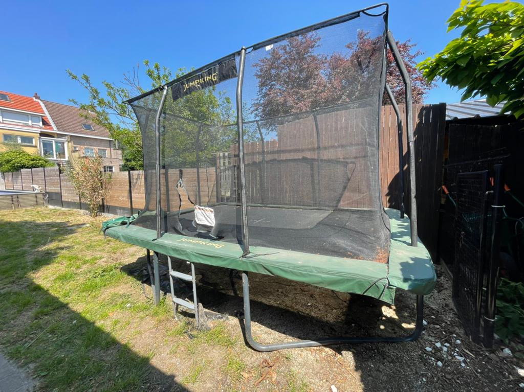 Trampoline, Ophalen, Gebruikt