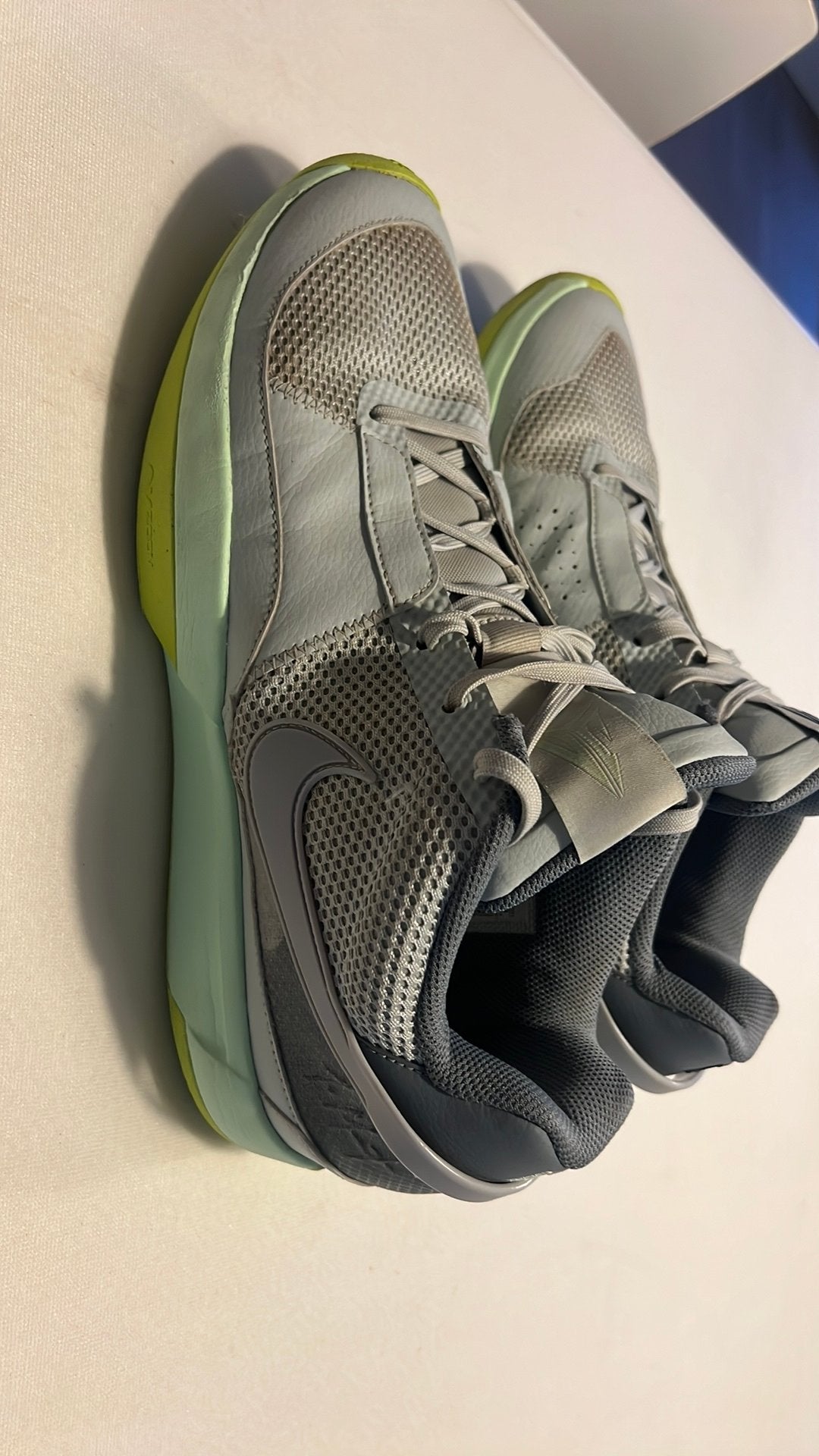 Basketschoenen Kobe Bryant, Sport en Fitness, Ophalen, Zo goed als nieuw, Schoenen
