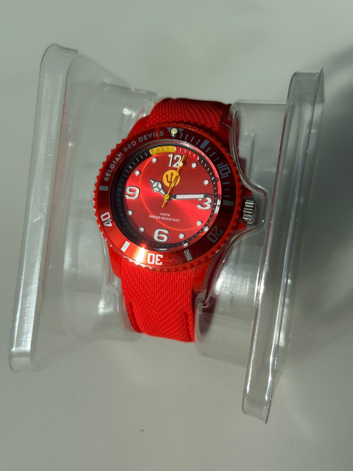 Ice-watch collection Diables Rouges Red Devils - neuve, Autres marques, Enlèvement ou Envoi, Autres matériaux, Synthétique