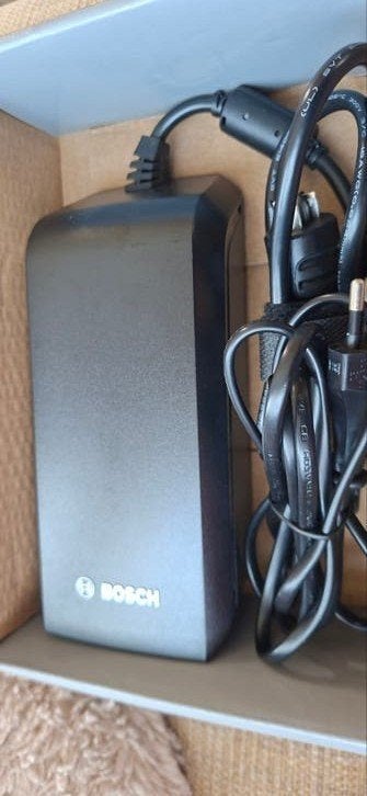 nouveau chargeur rapide Bosch 36 V, Vélos & Vélomoteurs, Neuf
