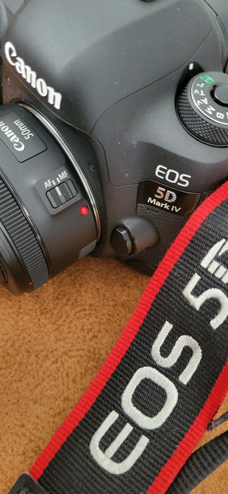 Canon 5d M4, 19966clikx, Canon EF 50mm Stm, AF 75-300mm, tas, Spiegelreflex, Canon, Touchscreen, Zo goed als nieuw
