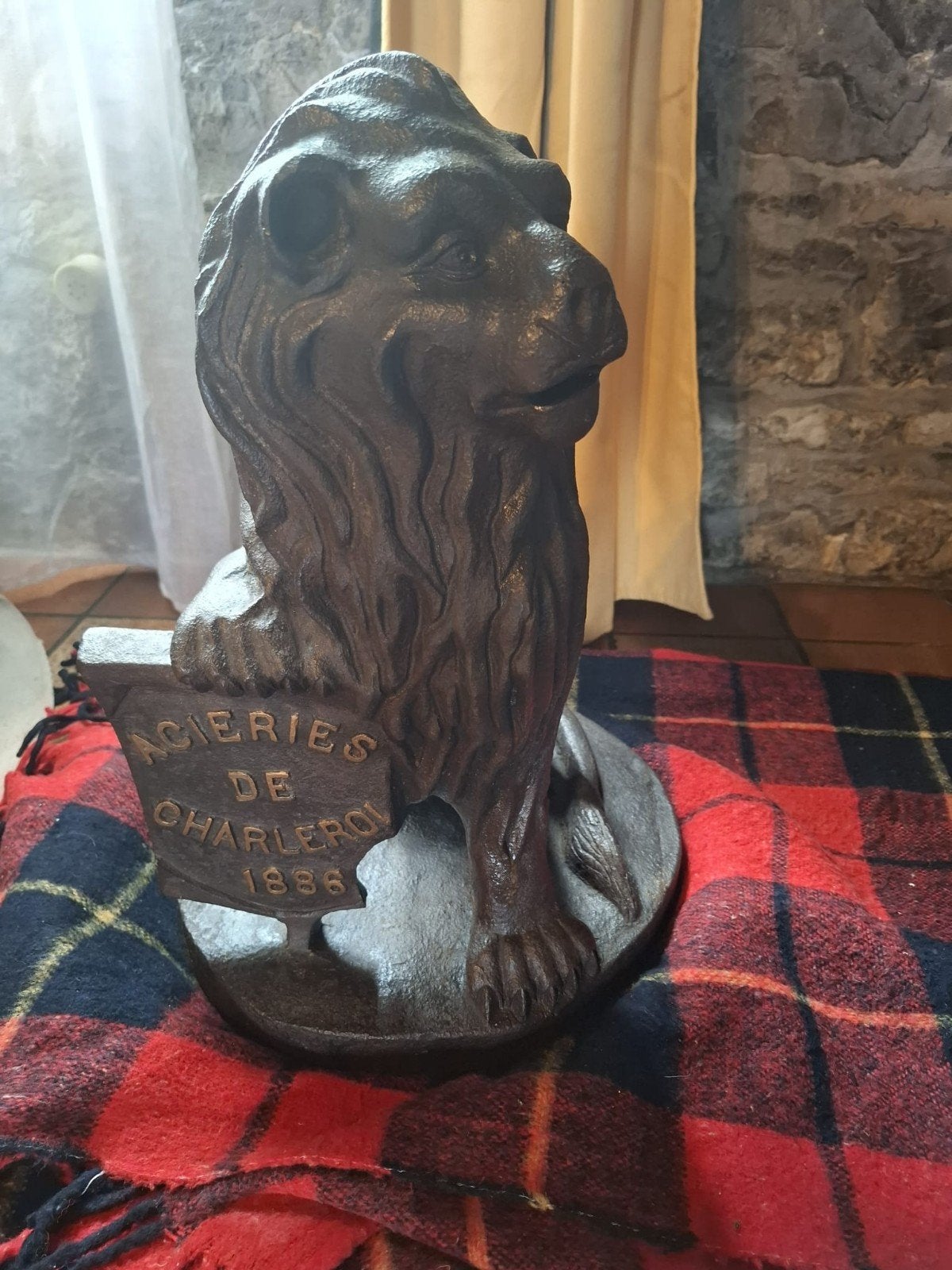 Lion en fonte Aciéries de Charleroi 1886Pièce industrielle, Enlèvement