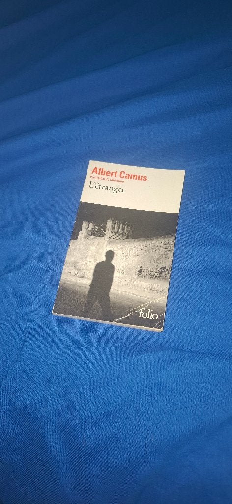 L'étranger de Albert Camus, Enlèvement ou Envoi, Belgique, Utilisé, Albert Camus