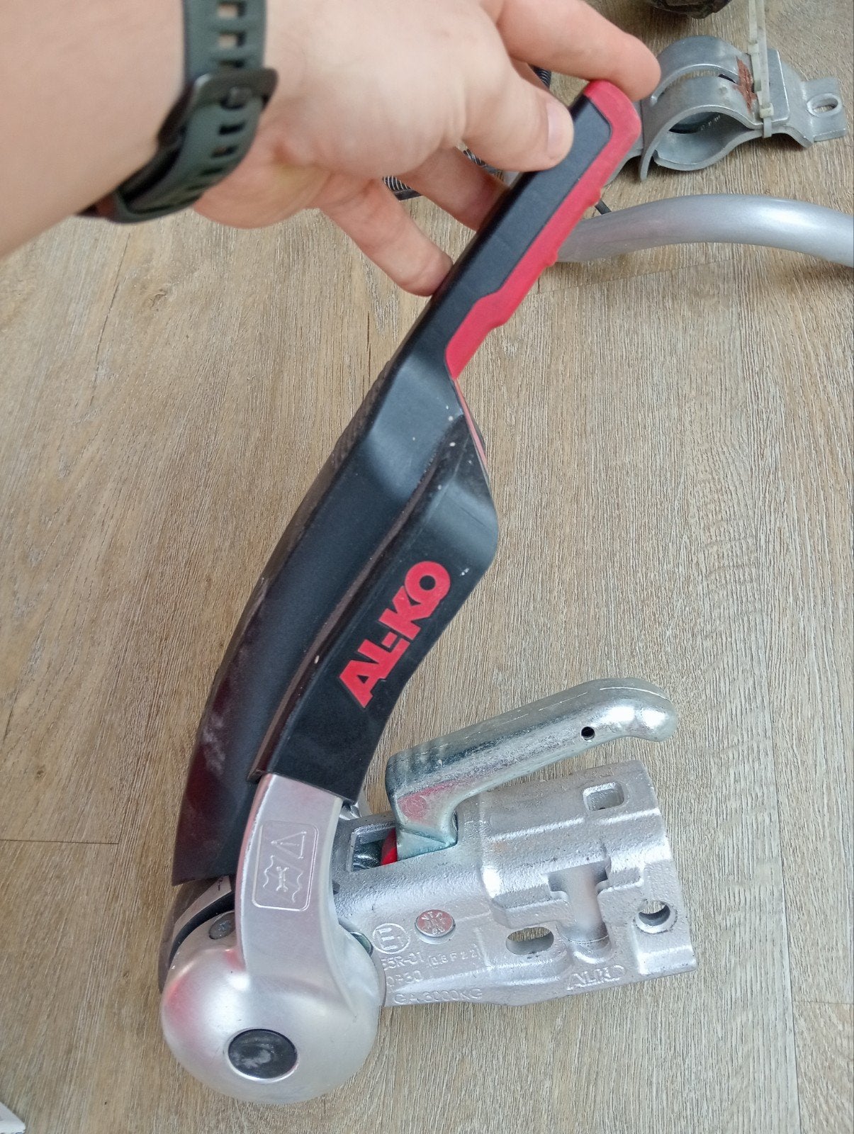 Stabilisateur d’attelage AL-KO AKS – caravane et remorque, Enlèvement, Comme neuf