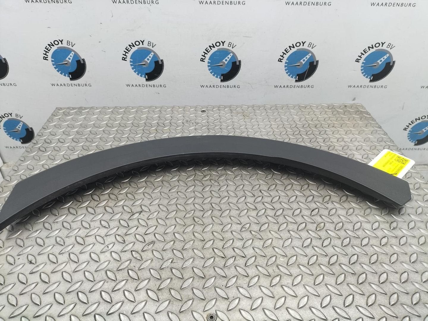 FORD PUMA Titanium mhev SPATBORD VERBREDER L1TBS286D03CF5YZ9, Enlèvement ou Envoi, Utilisé, ARN reconnu