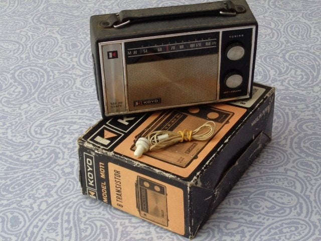 Radio vintage KOYO modèle MO II (Japon) de 1965, TV, Hi-fi & Vidéo, Radios, Enlèvement ou Envoi, Ne fonctionne pas, Transistor