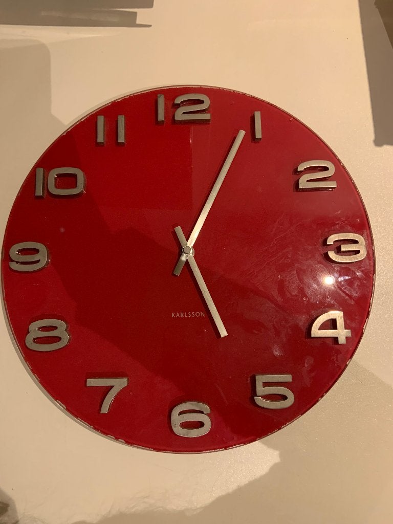 Horloge rouge, Maison & Meubles, Accessoires pour la Maison | Horloges, Enlèvement, Utilisé, Analogique, Horloge murale