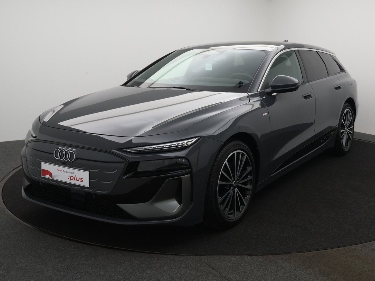Audi A6 Avant e-tron Audi A6 Avant Corporate S e-tron  210,0, Automaat, Geheel digitaal combi-instrument, Elektrisch, Break